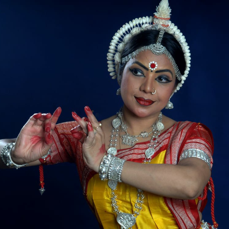 Dr. Chandana Raul performing Odissi dance
